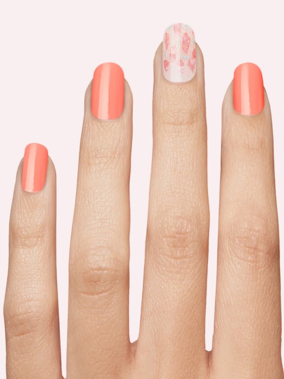 Dashing Diva Gloss Coral Press-On Gel Nails with Iridescent Accent